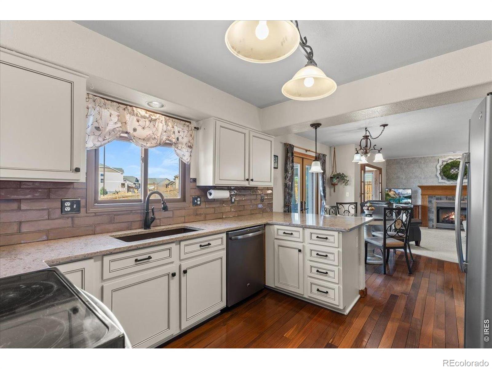 MLS Image #10 for 537 s 9th street,berthoud, Colorado