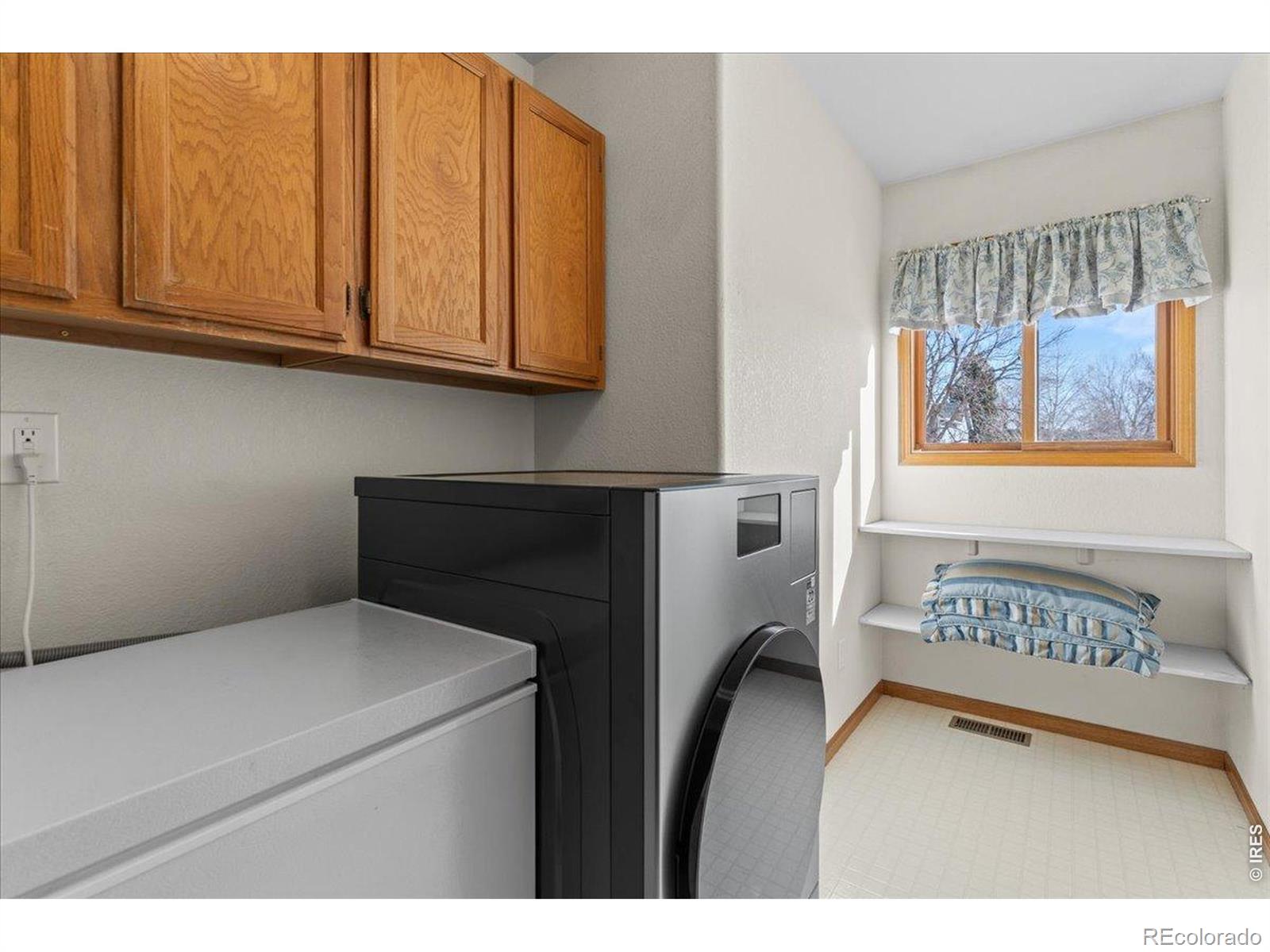 MLS Image #31 for 537 s 9th street,berthoud, Colorado
