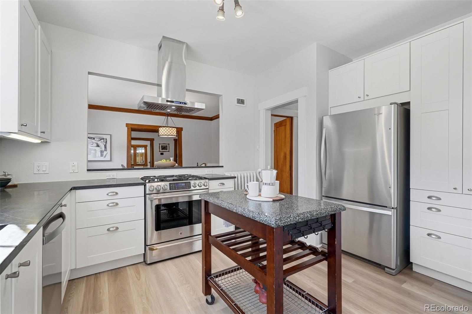 MLS Image #12 for 2326  clermont street,denver, Colorado