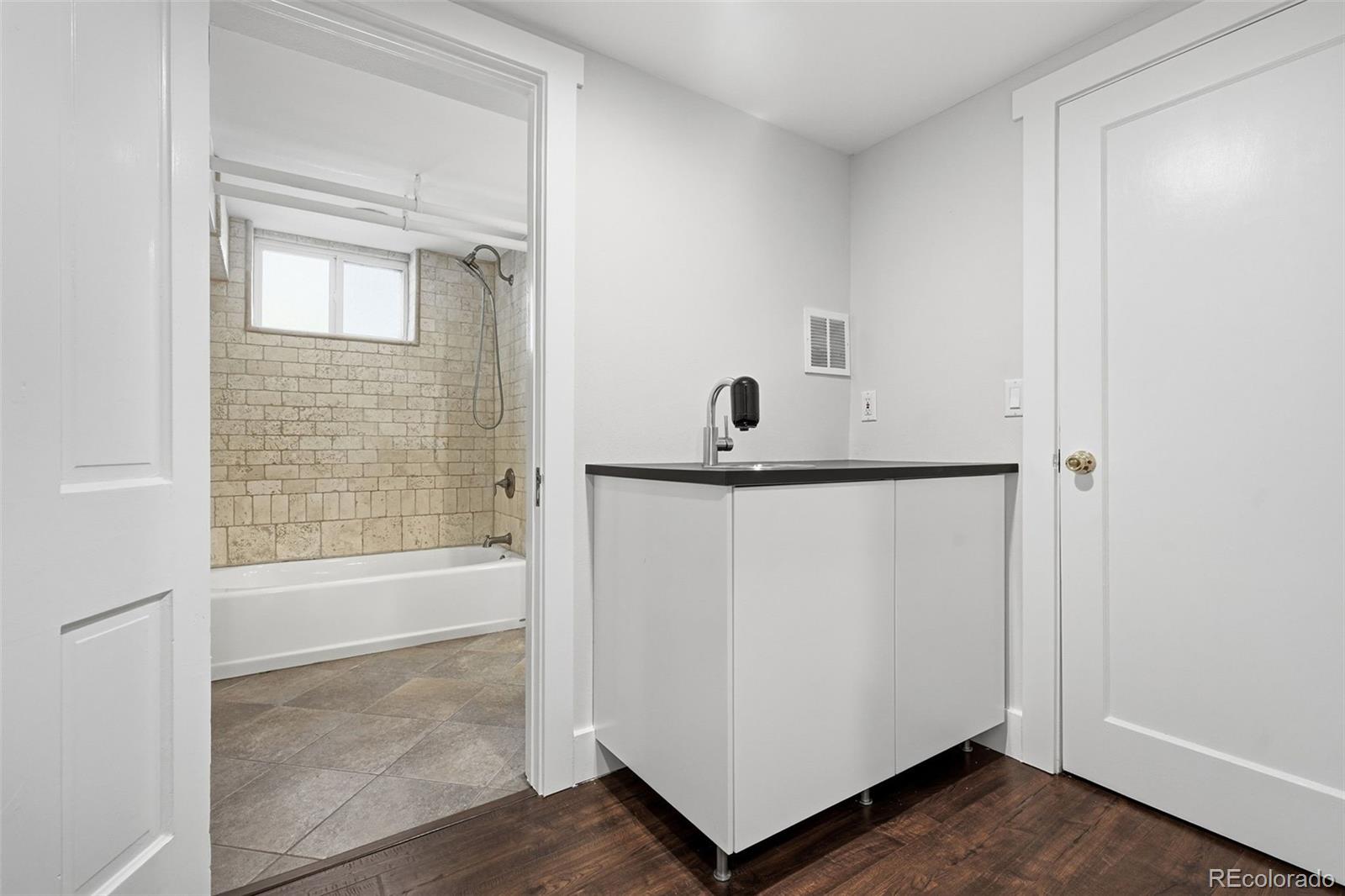 MLS Image #22 for 2326  clermont street,denver, Colorado