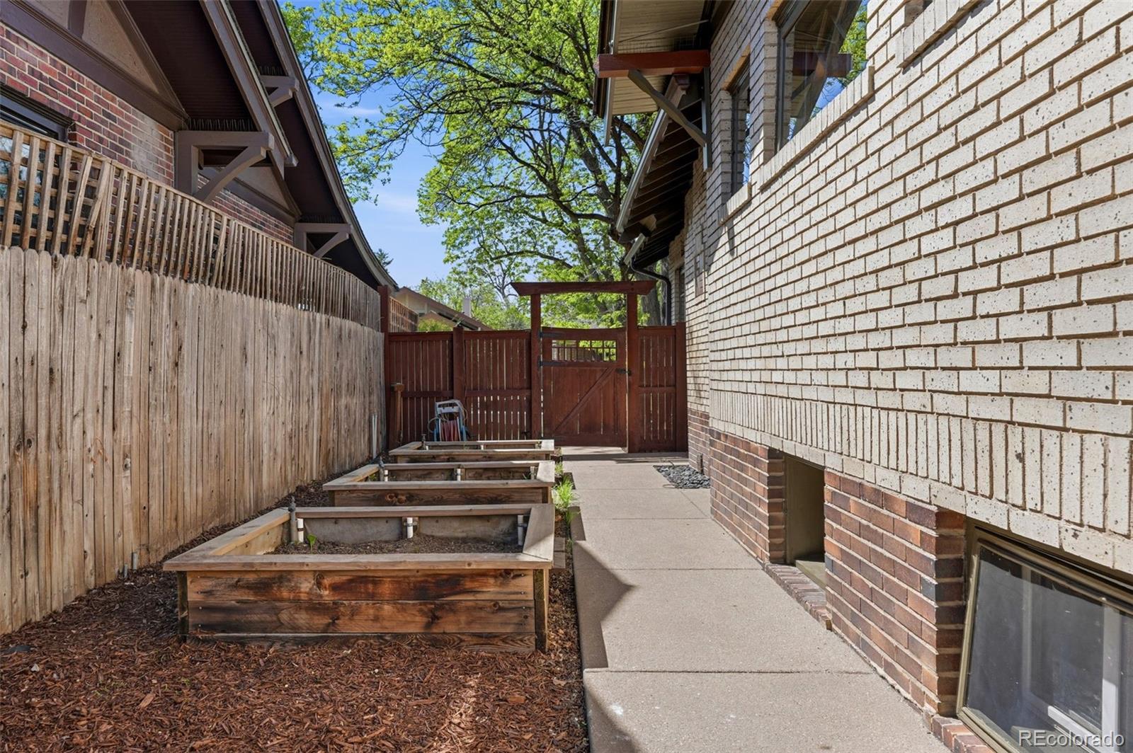 MLS Image #32 for 2326  clermont street,denver, Colorado