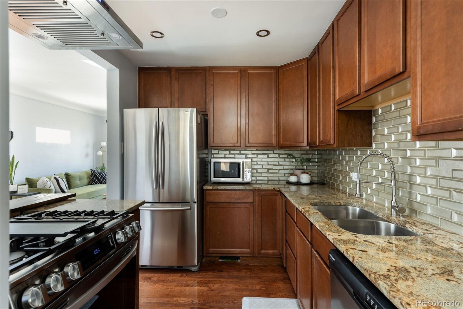 MLS Image #11 for 3072 n adams street,denver, Colorado