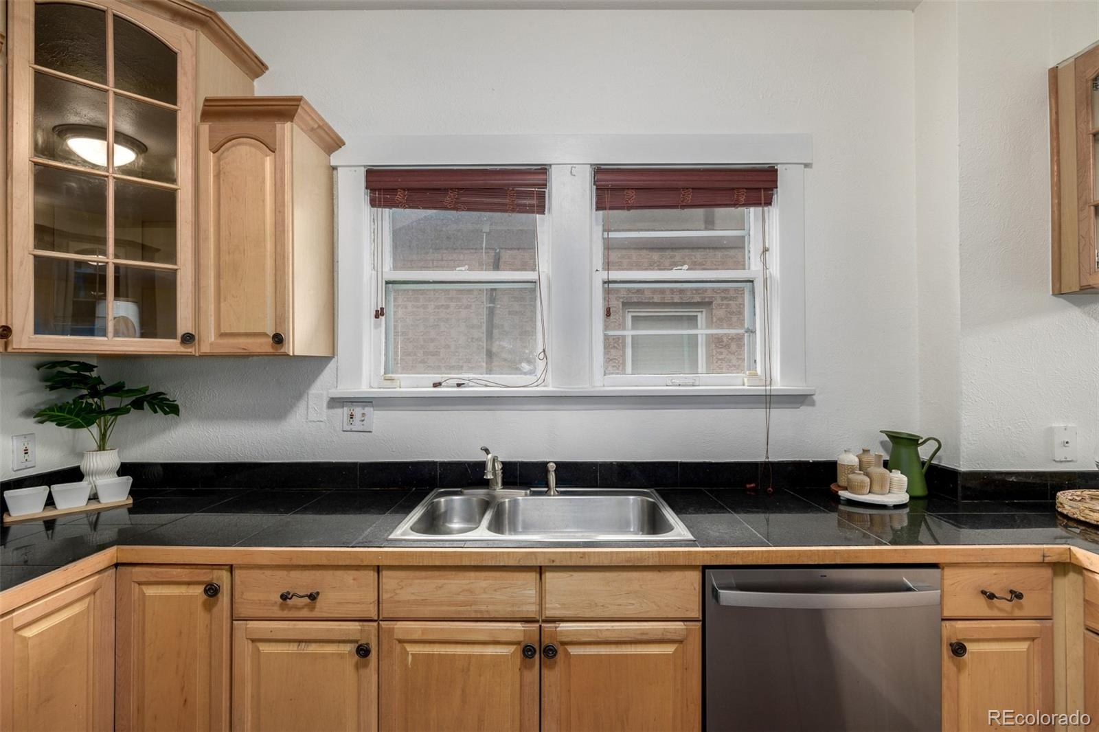 MLS Image #19 for 2320  dexter street,denver, Colorado