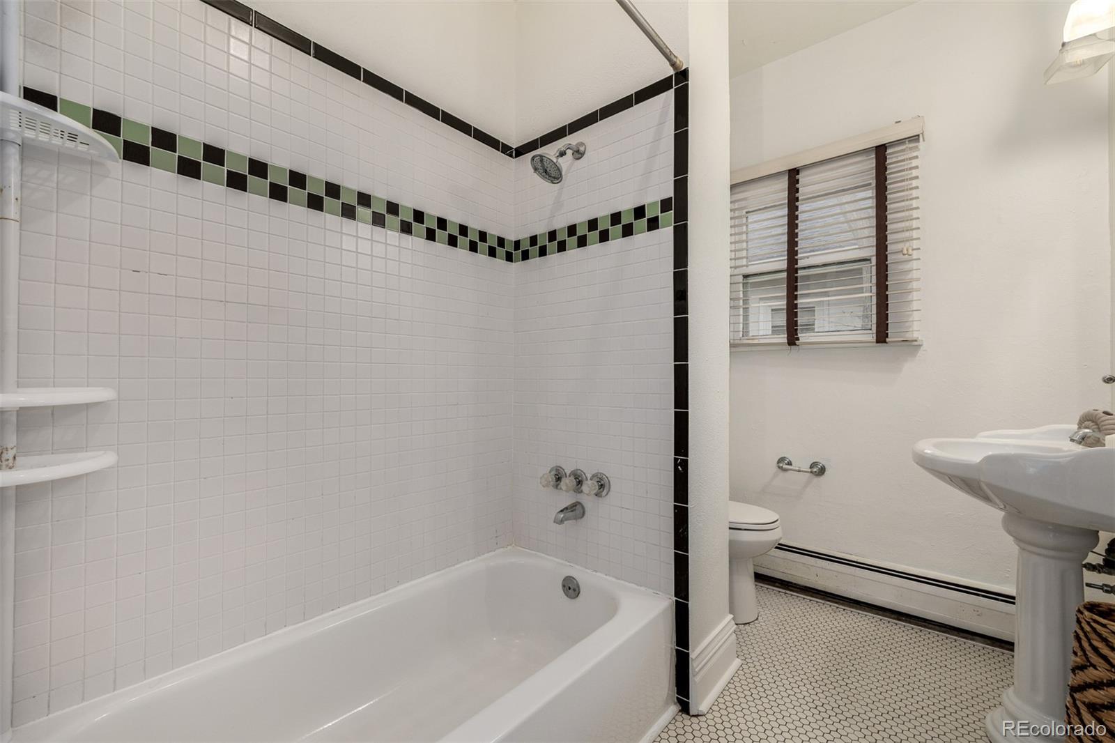 MLS Image #21 for 2320  dexter street,denver, Colorado