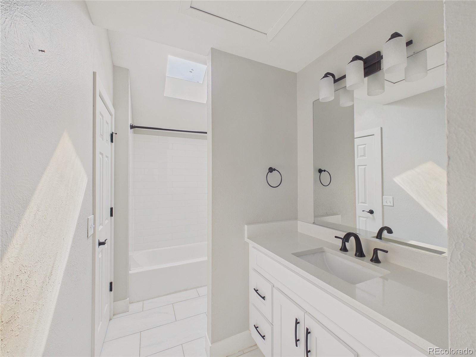 MLS Image #17 for 3752 s genoa circle,aurora, Colorado