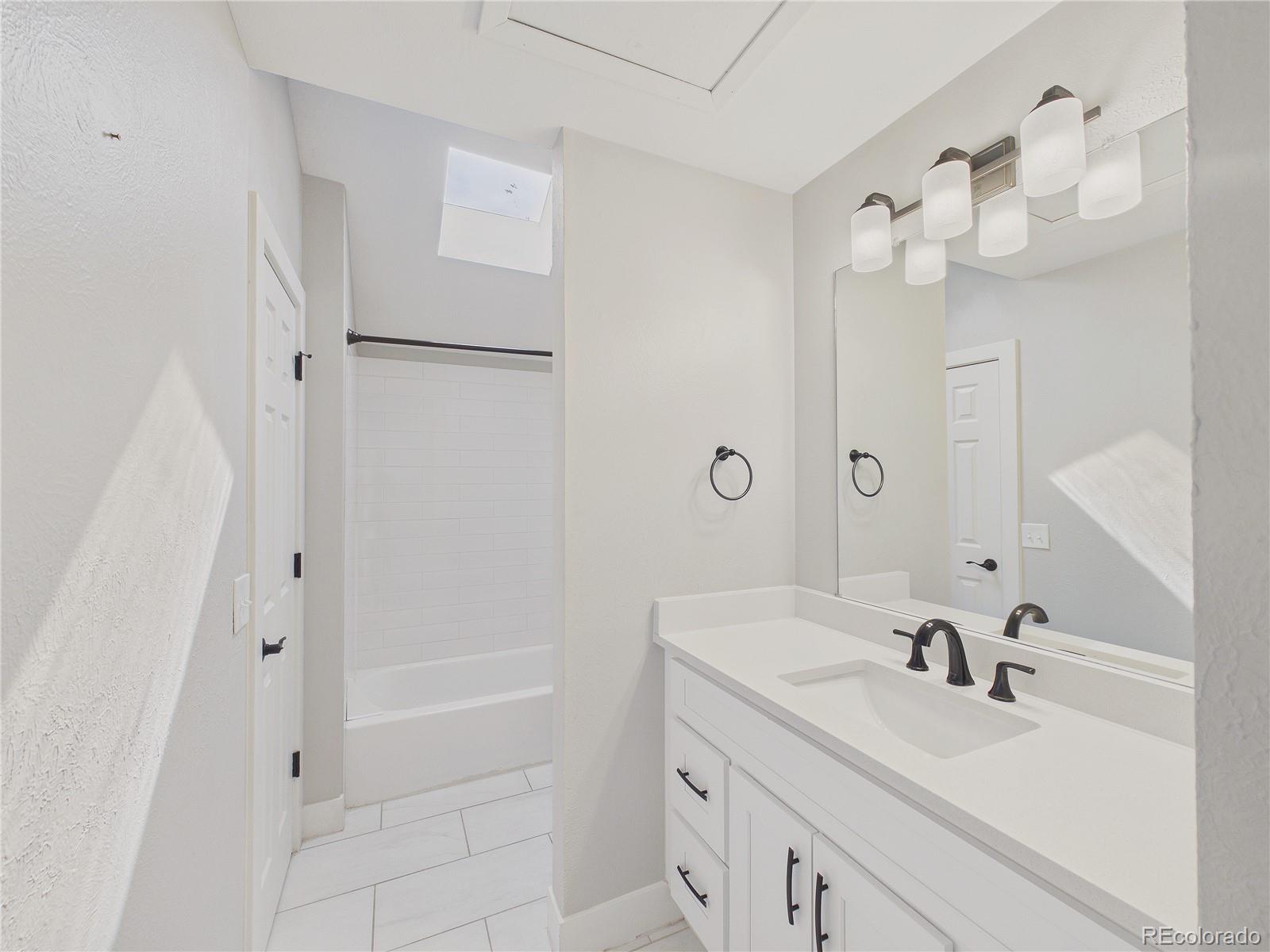 MLS Image #18 for 3752 s genoa circle,aurora, Colorado