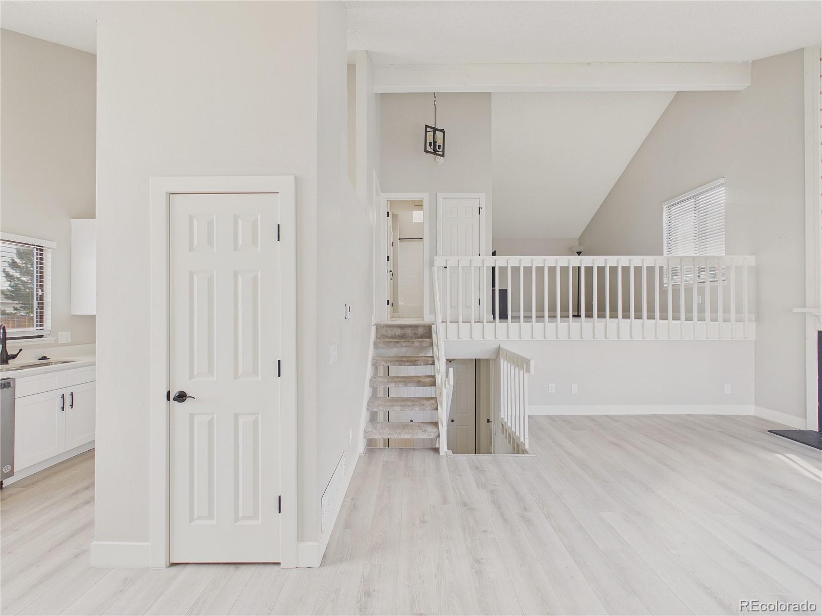 MLS Image #3 for 3752 s genoa circle,aurora, Colorado