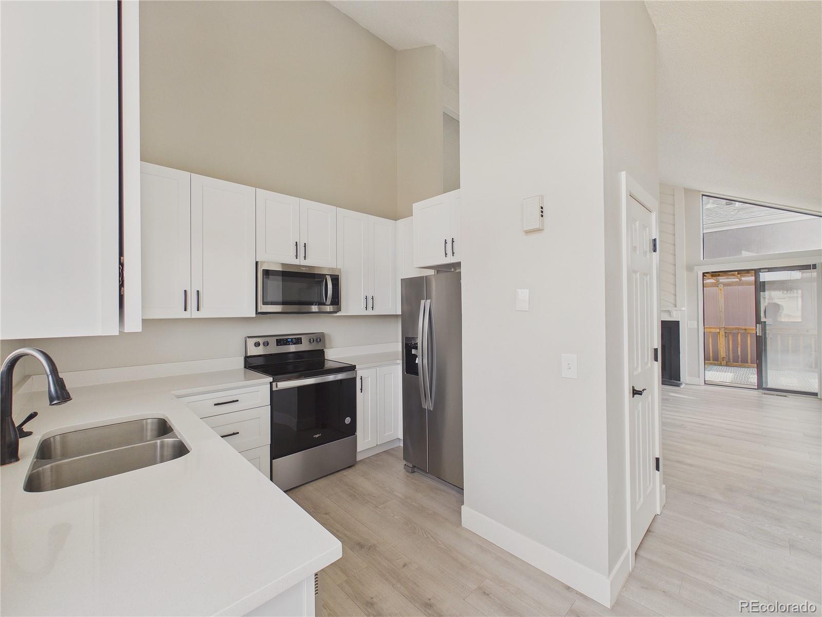 MLS Image #7 for 3752 s genoa circle,aurora, Colorado