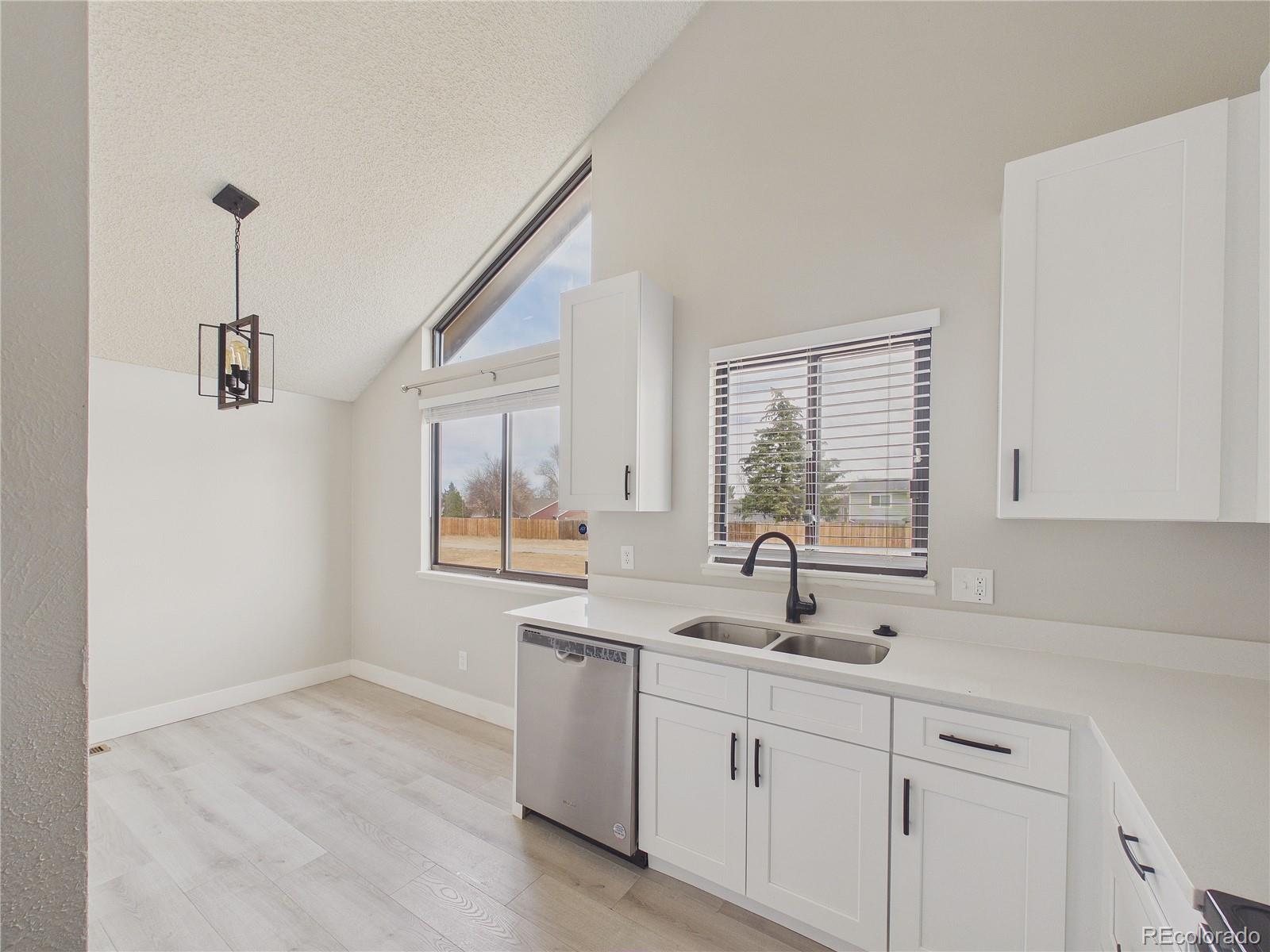 MLS Image #8 for 3752 s genoa circle,aurora, Colorado