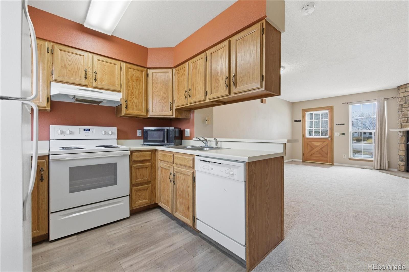 MLS Image #10 for 10661 w dartmouth avenue,lakewood, Colorado