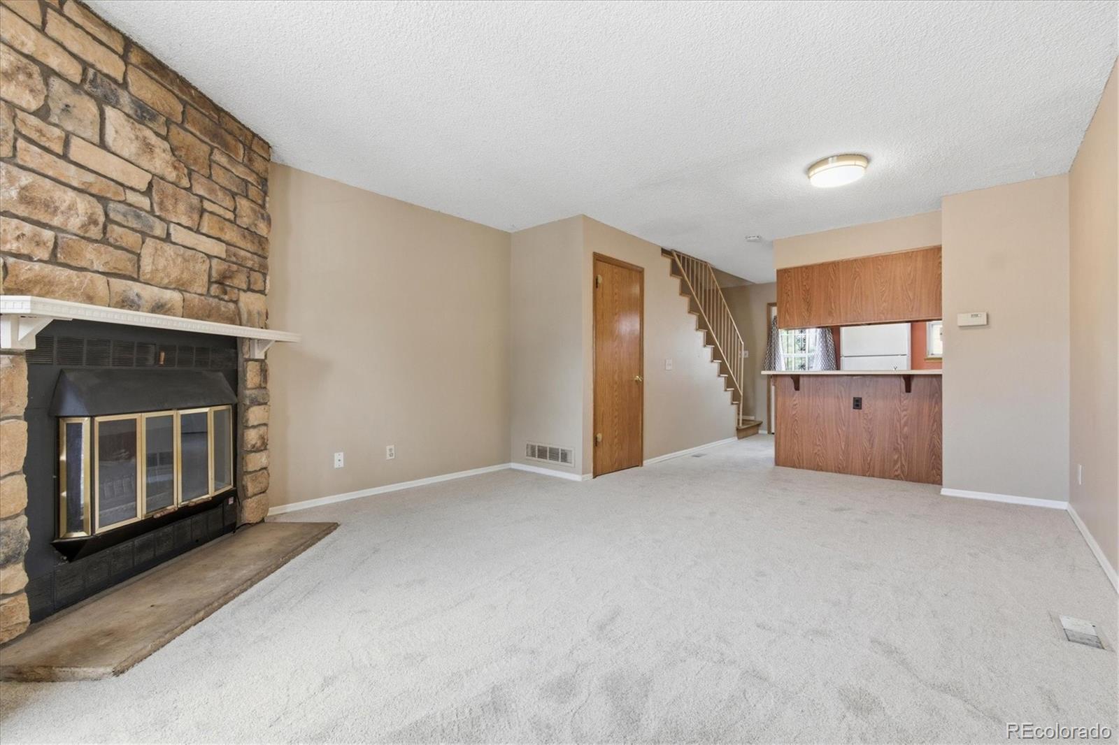 MLS Image #3 for 10661 w dartmouth avenue,lakewood, Colorado