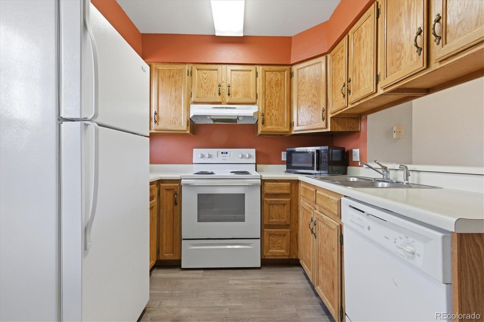 MLS Image #9 for 10661 w dartmouth avenue,lakewood, Colorado