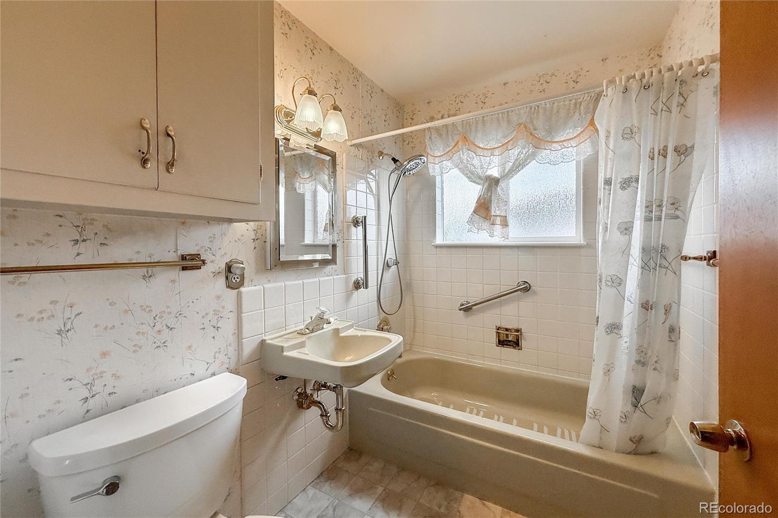 MLS Image #18 for 12187 w new mexico place,lakewood, Colorado