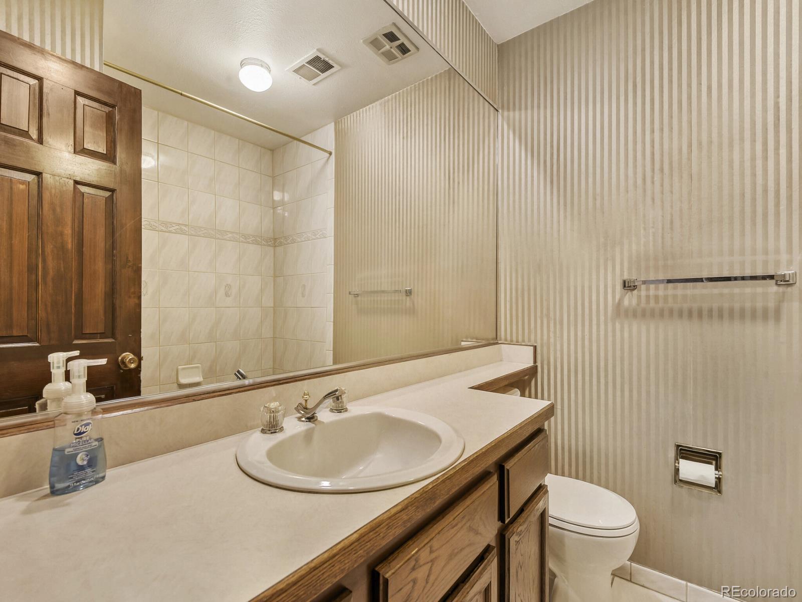 MLS Image #22 for 7509 s trenton court,centennial, Colorado