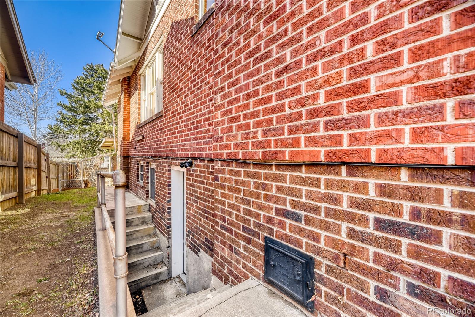 MLS Image #22 for 355 s clarkson street,denver, Colorado