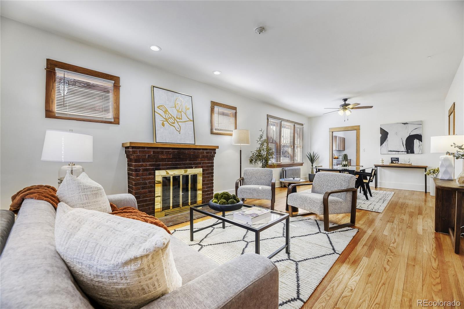MLS Image #4 for 355 s clarkson street,denver, Colorado