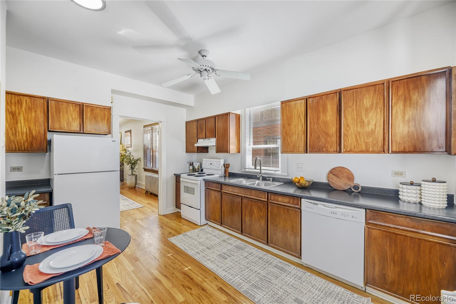 MLS Image #8 for 355 s clarkson street,denver, Colorado