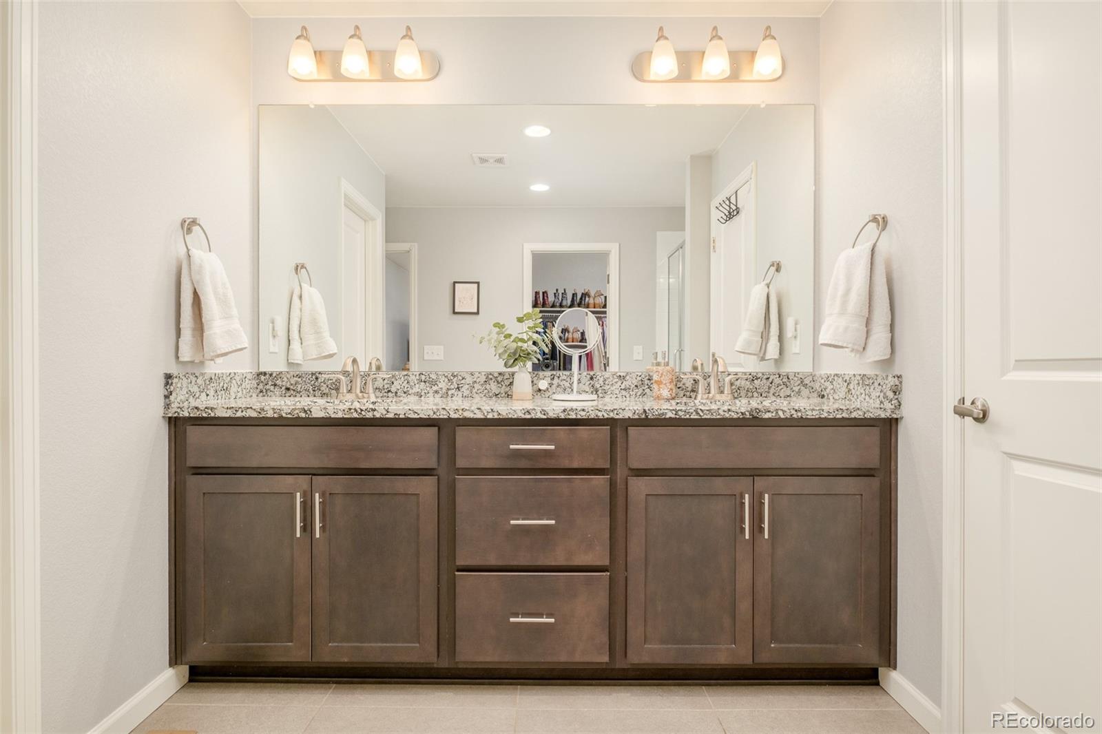 MLS Image #15 for 7911  navajo street,denver, Colorado