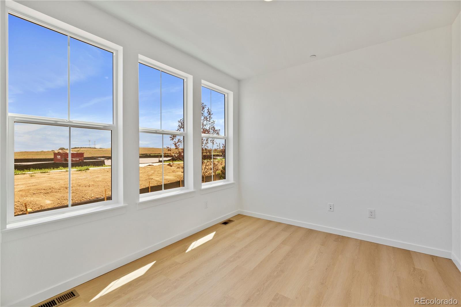 MLS Image #14 for 22  waterford street,erie, Colorado