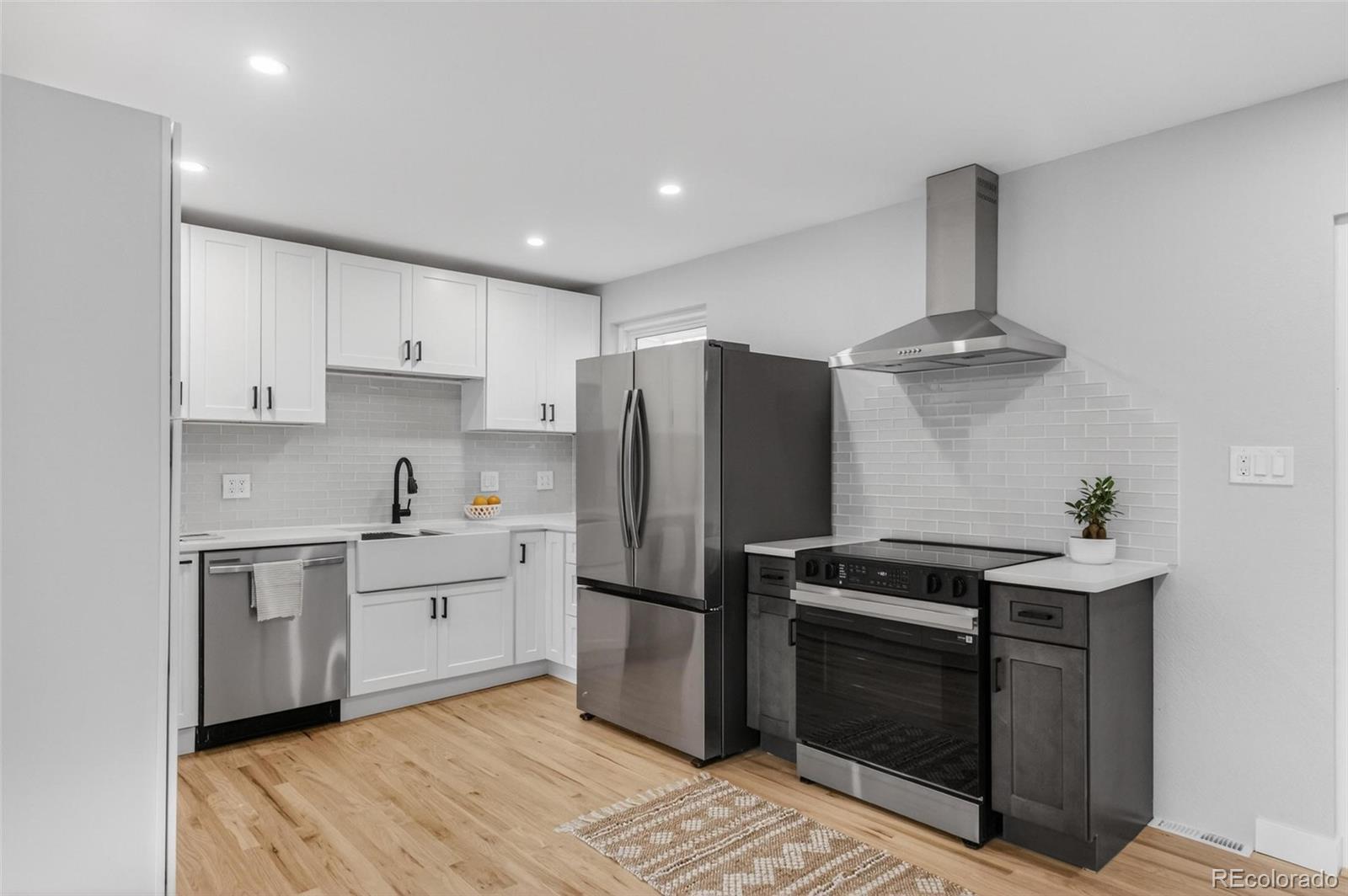MLS Image #12 for 1394 s dover way,lakewood, Colorado