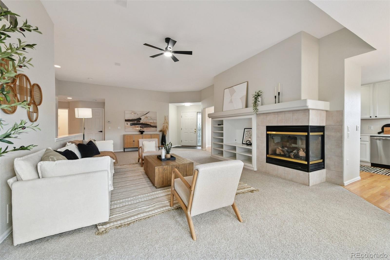 MLS Image #3 for 7962 s buchanan way,aurora, Colorado