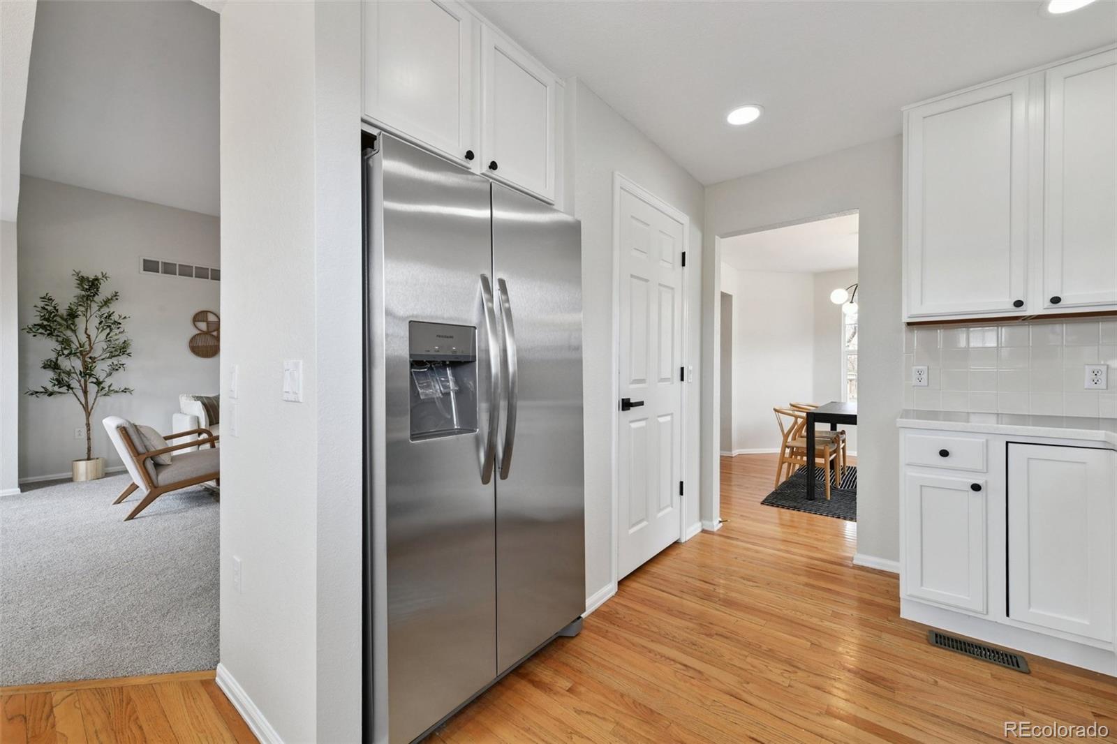 MLS Image #6 for 7962 s buchanan way,aurora, Colorado
