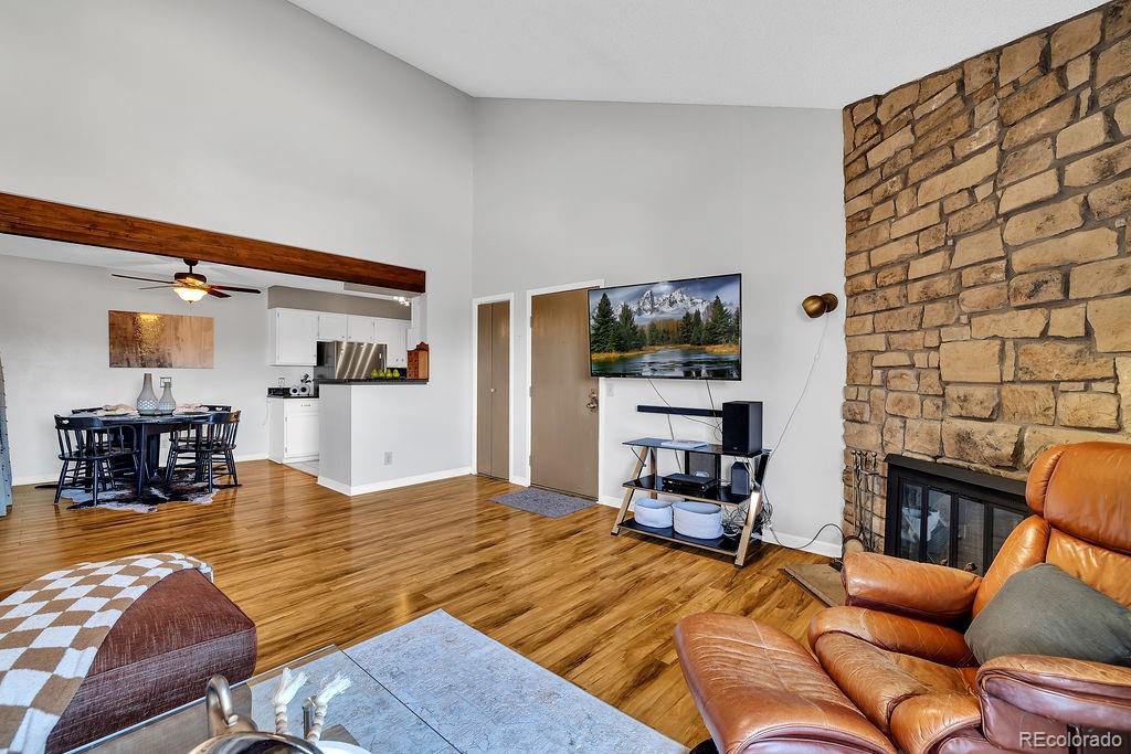 MLS Image #3 for 211  wright street 307,lakewood, Colorado