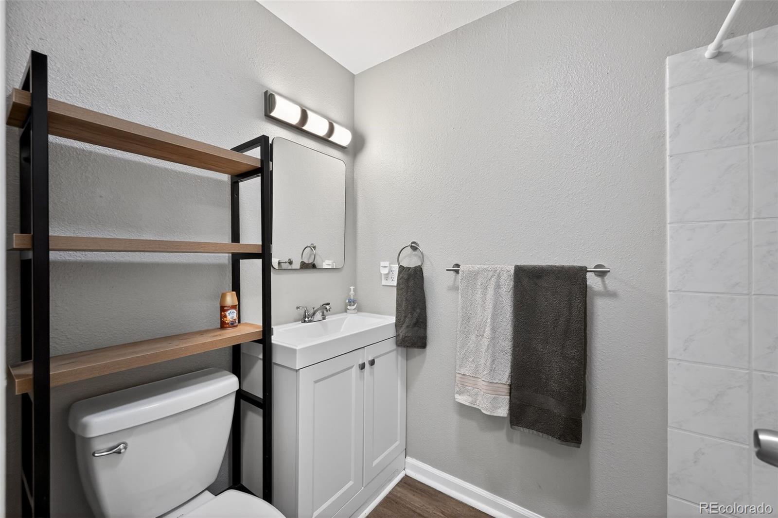 MLS Image #17 for 830 s wheeling street,aurora, Colorado