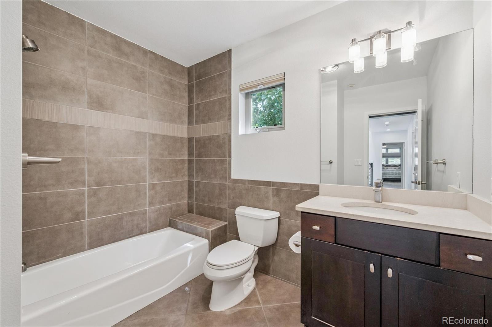MLS Image #17 for 2157 s logan street,denver, Colorado