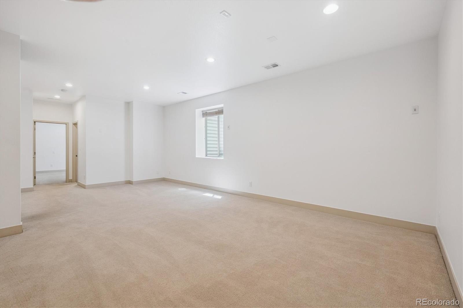 MLS Image #23 for 2157 s logan street,denver, Colorado
