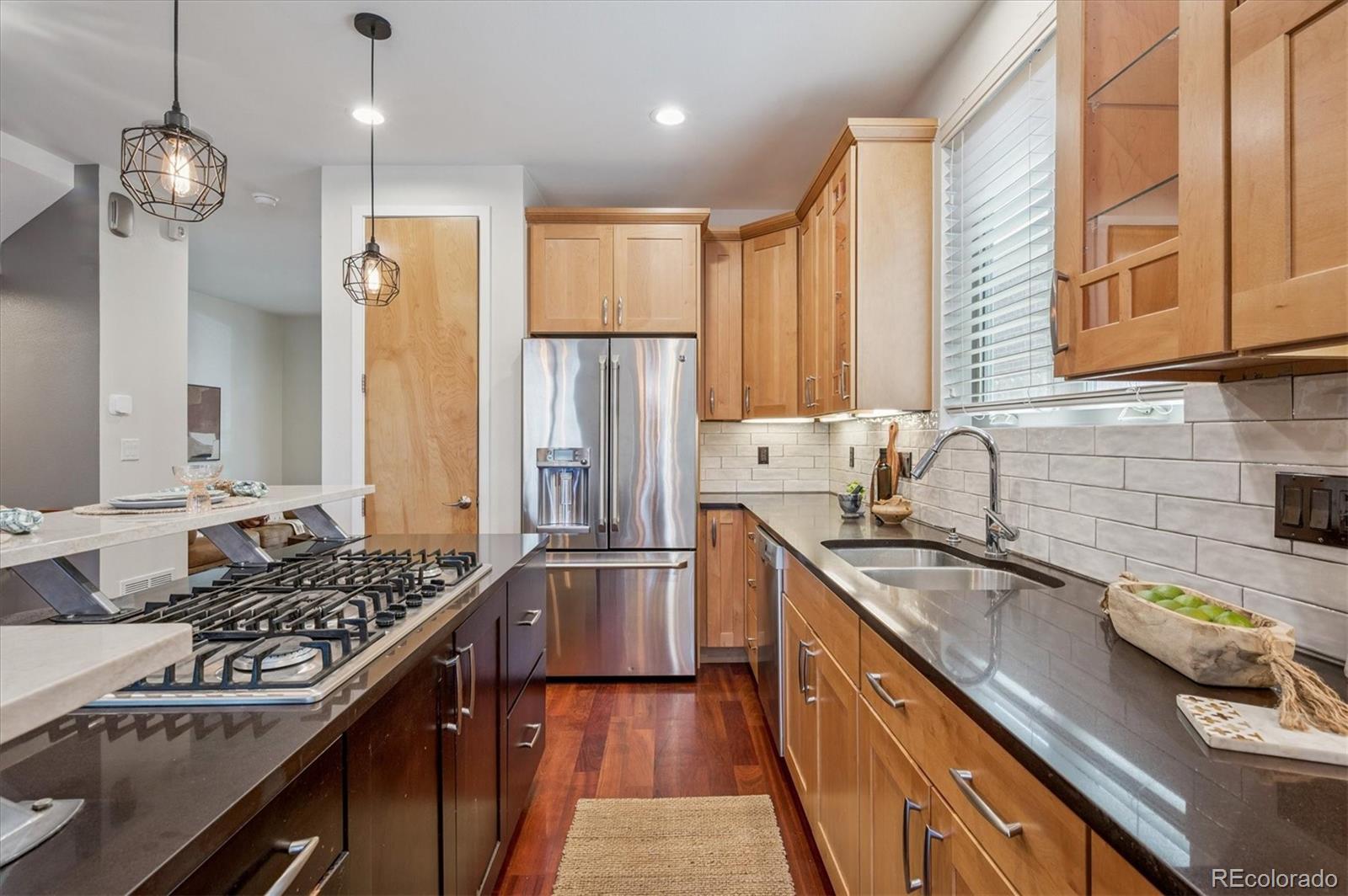 MLS Image #6 for 2157 s logan street,denver, Colorado