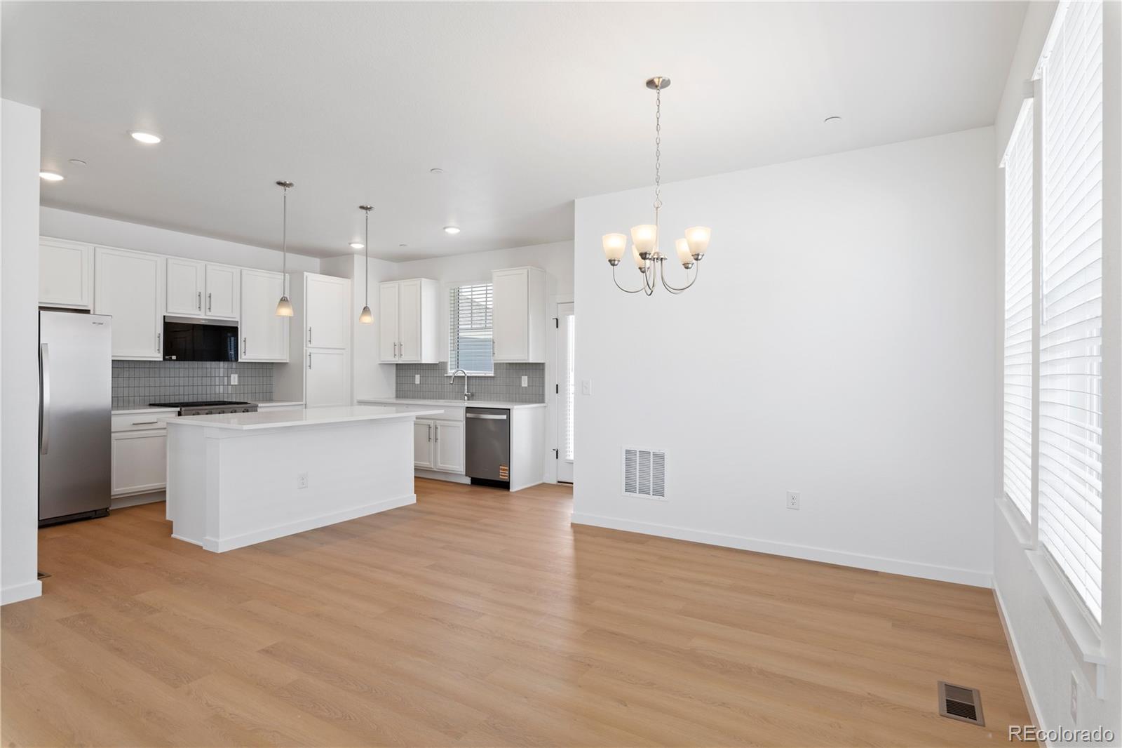 MLS Image #10 for 54  waterford street,erie, Colorado