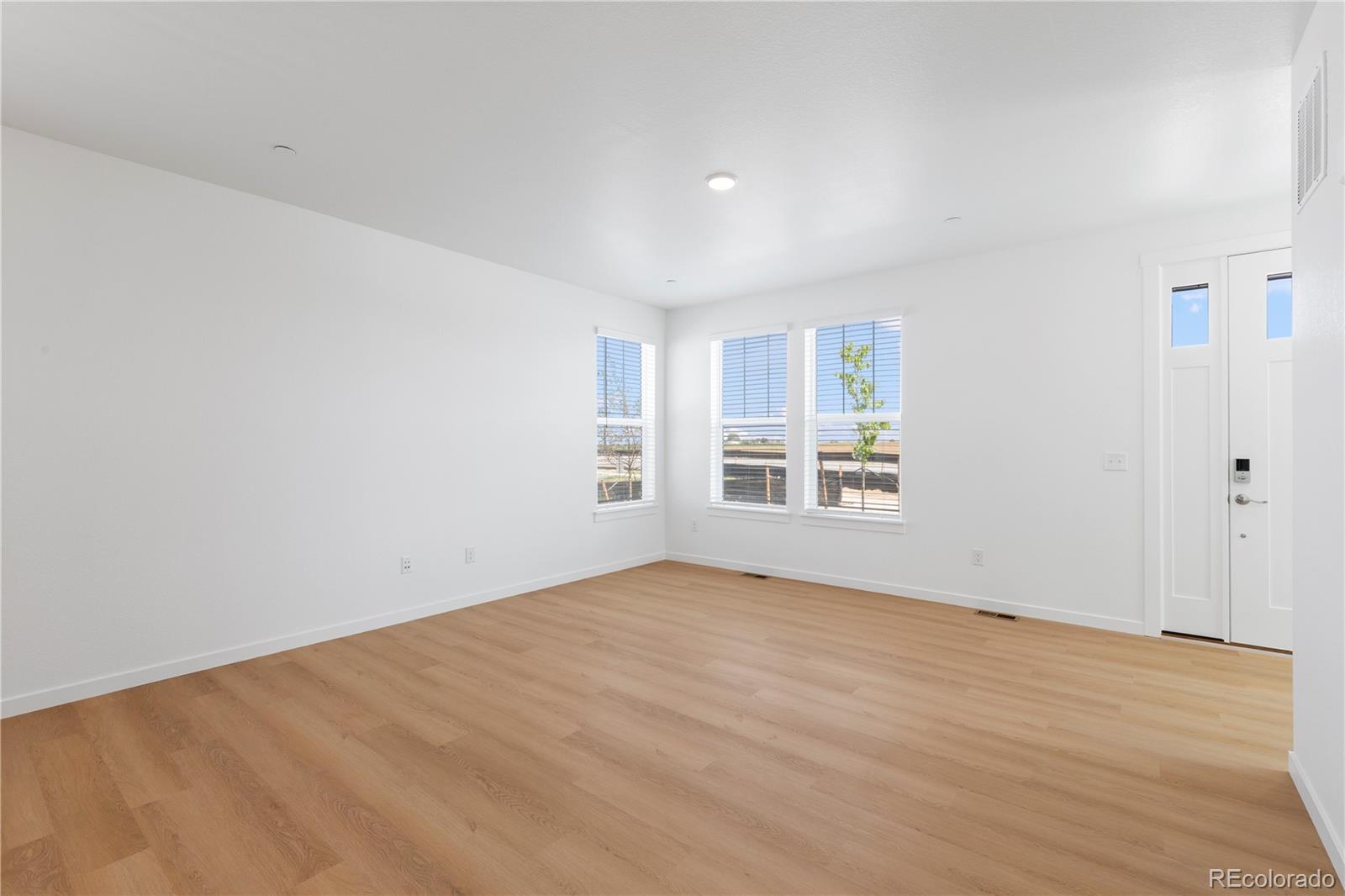 MLS Image #8 for 54  waterford street,erie, Colorado