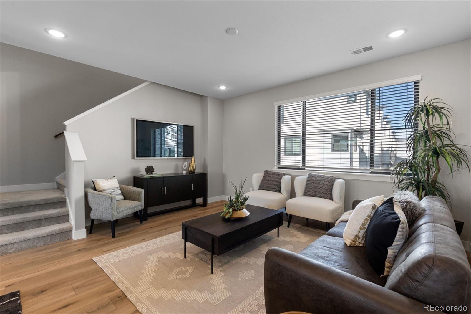 MLS Image #15 for 2074 s holly street 2,denver, Colorado