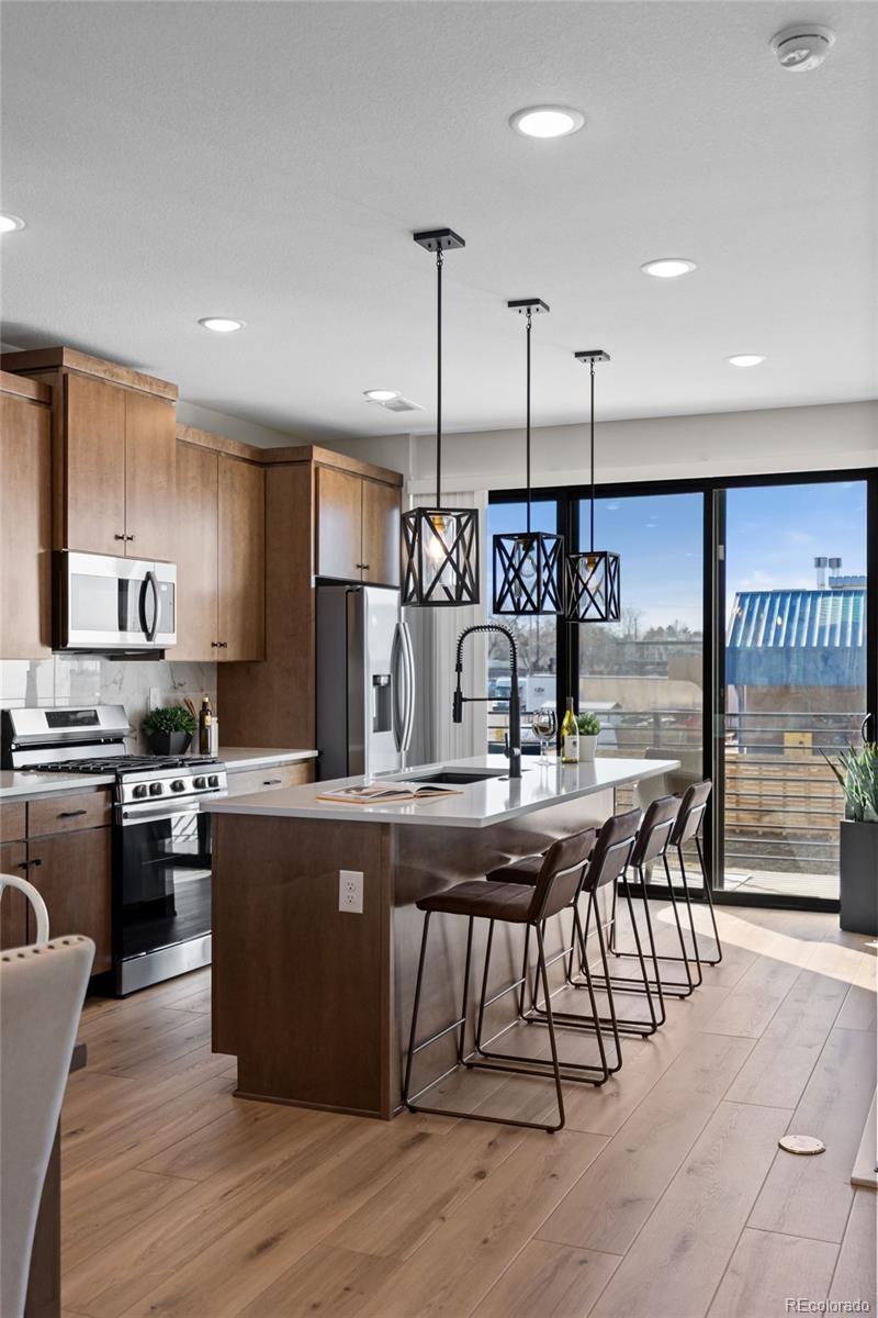 MLS Image #6 for 2074 s holly street 2,denver, Colorado