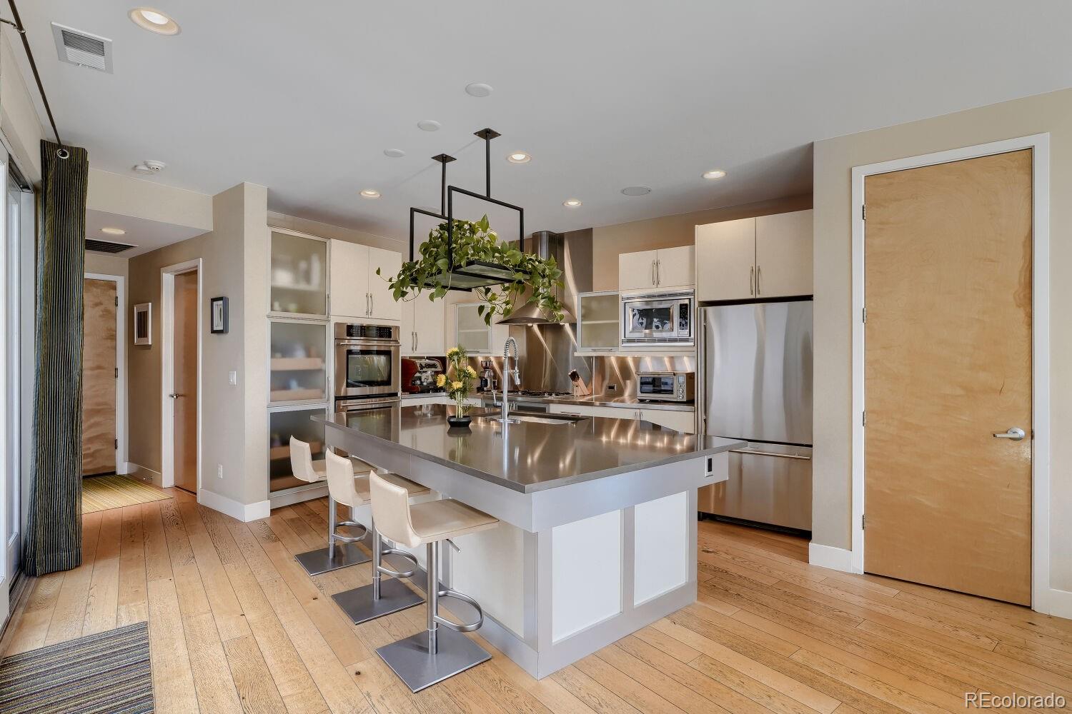 MLS Image #5 for 7921 e 29th avenue ,denver, Colorado