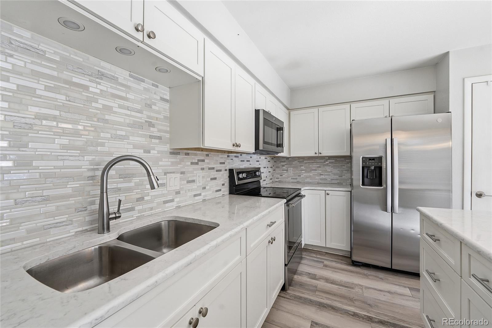 MLS Image #10 for 7414 w roxbury place,littleton, Colorado