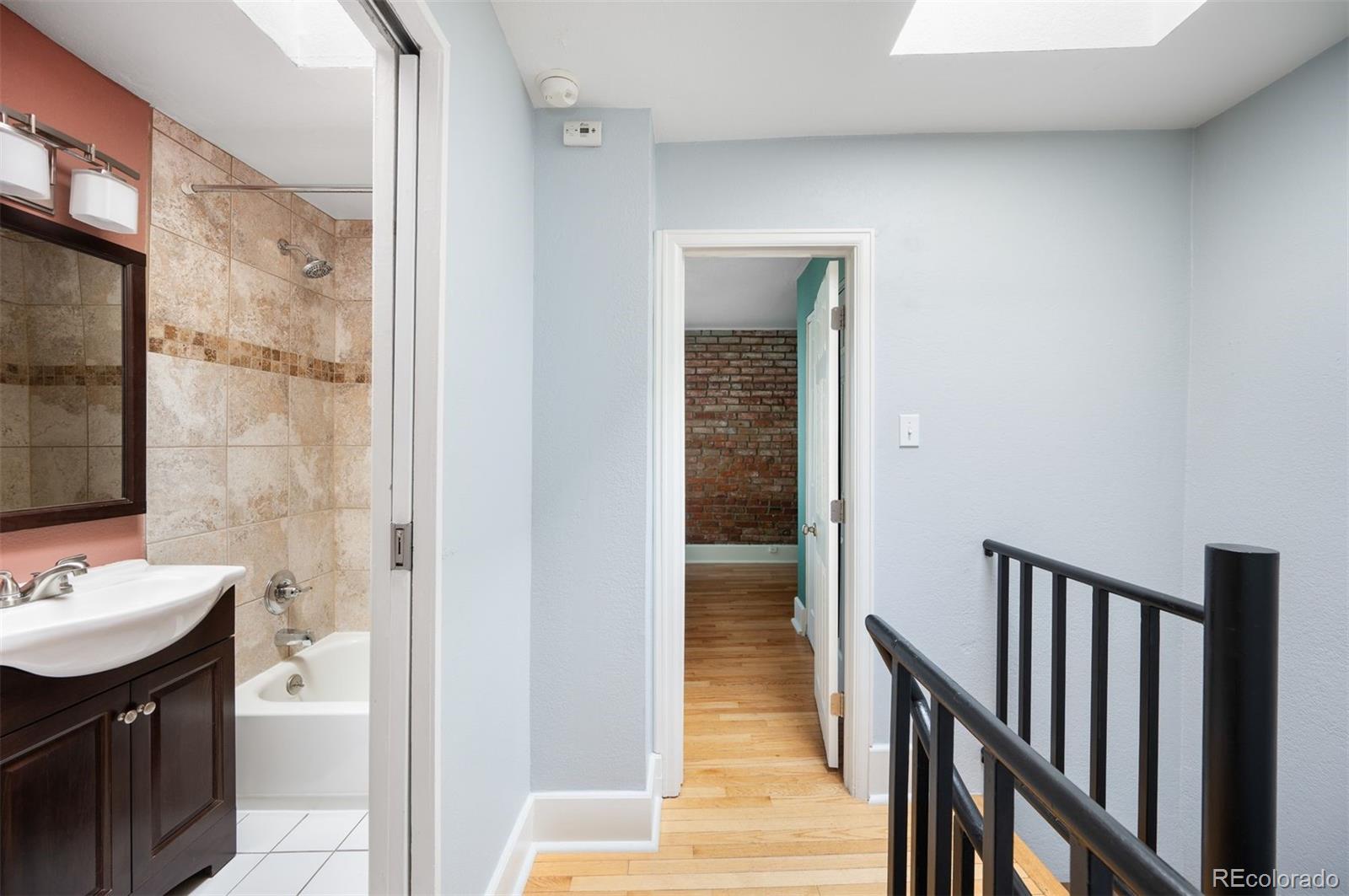 MLS Image #11 for 62 s bannock street,denver, Colorado