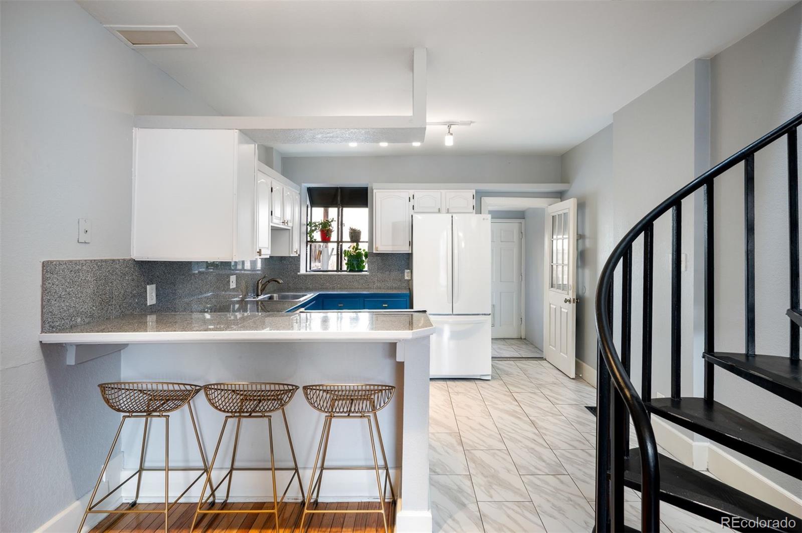 MLS Image #4 for 62 s bannock street,denver, Colorado