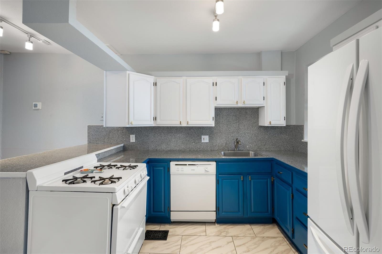 MLS Image #5 for 62 s bannock street,denver, Colorado