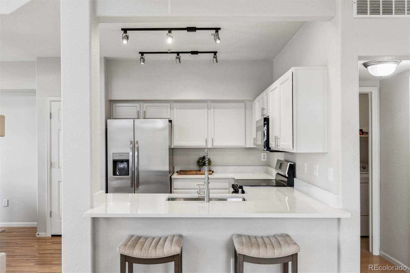 MLS Image #7 for 1540 s florence way 515,aurora, Colorado