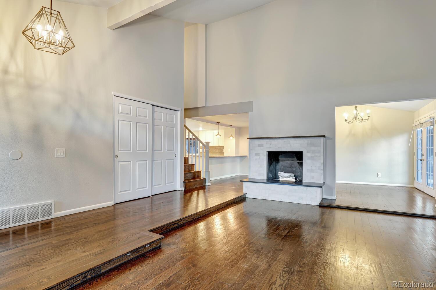 MLS Image #4 for 7699 e mineral place,centennial, Colorado