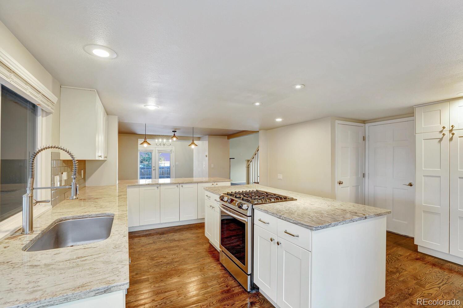 MLS Image #7 for 7699 e mineral place,centennial, Colorado