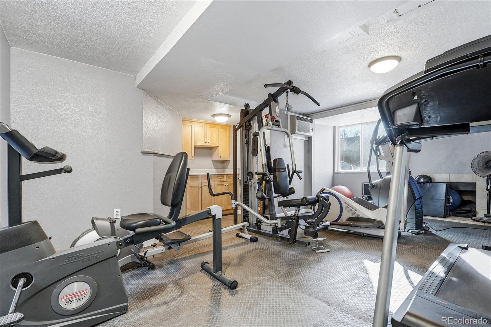 MLS Image #14 for 336 n grant street 310,denver, Colorado