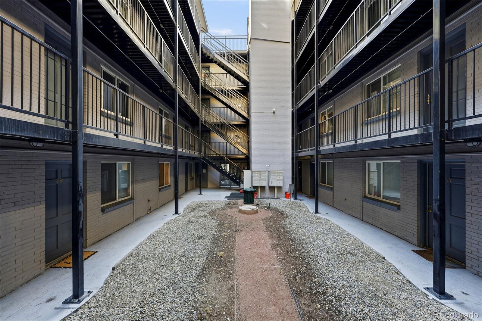 MLS Image #24 for 336 n grant street 310,denver, Colorado