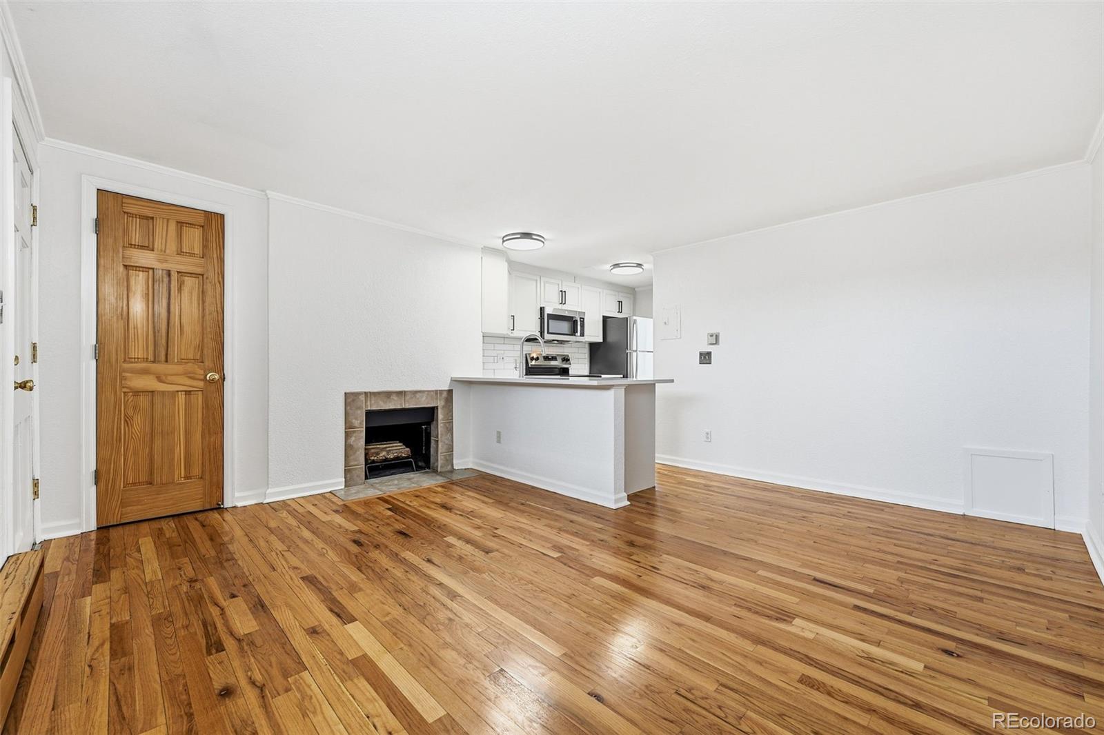 MLS Image #4 for 336 n grant street 310,denver, Colorado