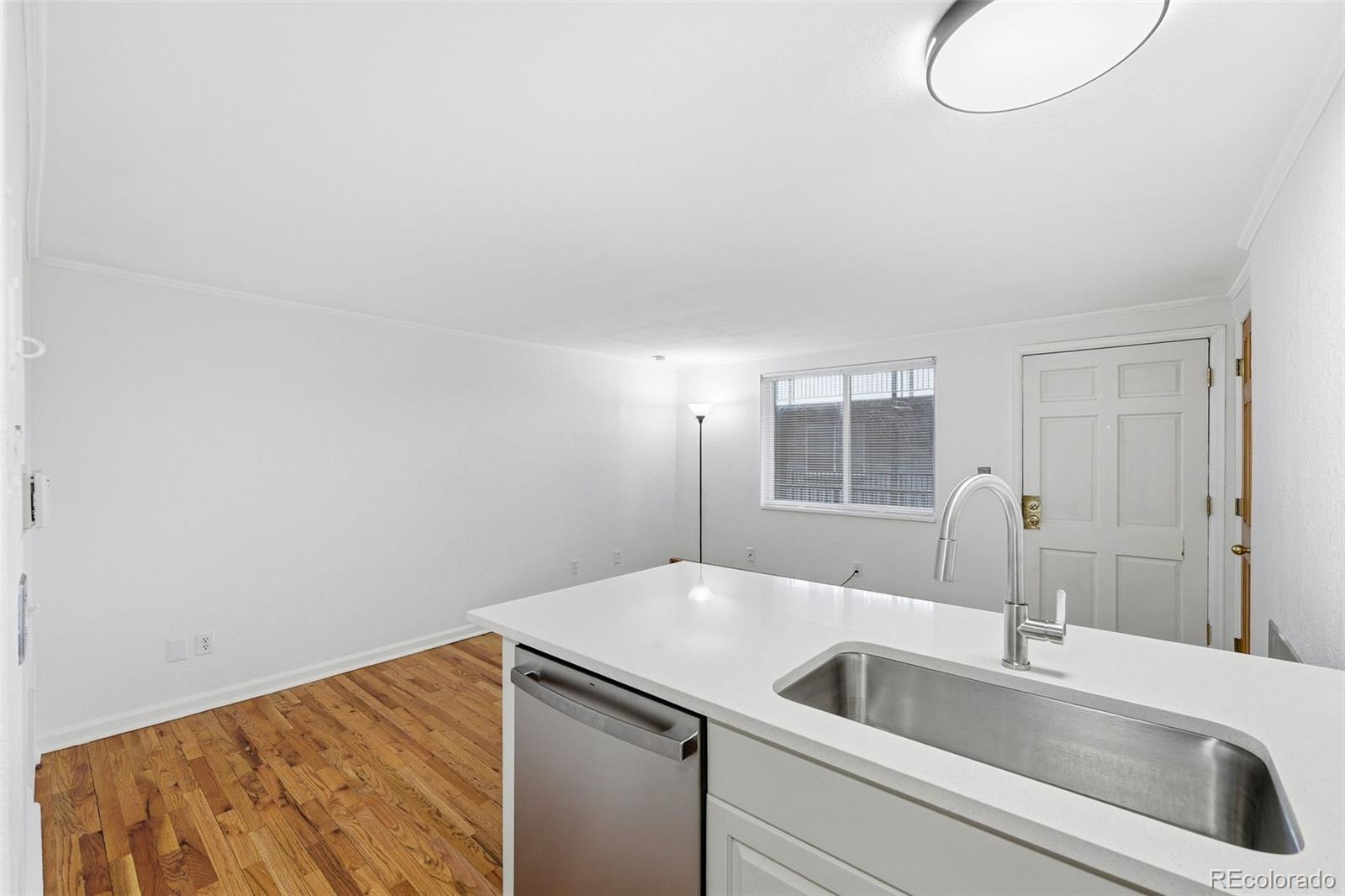 MLS Image #8 for 336 n grant street 310,denver, Colorado