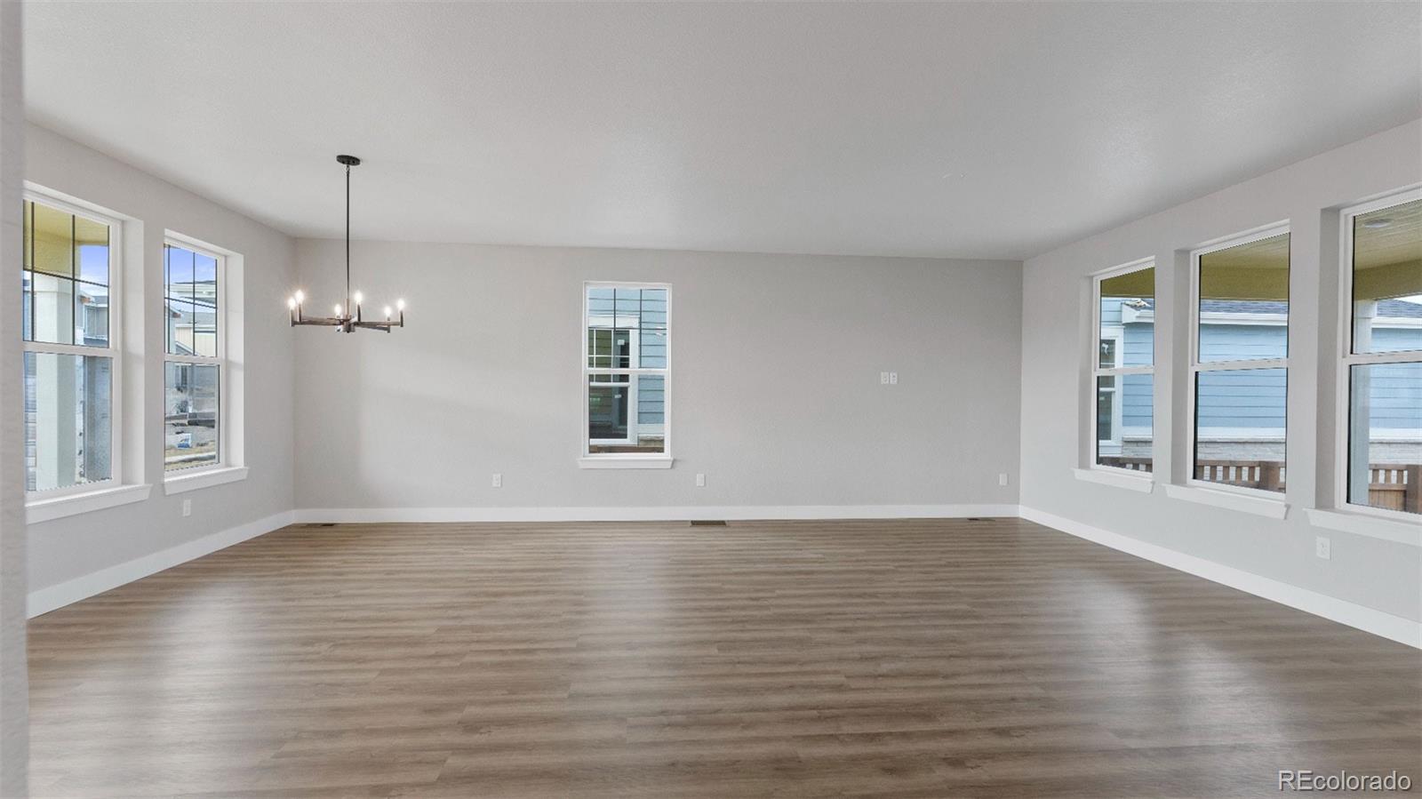MLS Image #7 for 24207 e 53 rd drive,aurora, Colorado