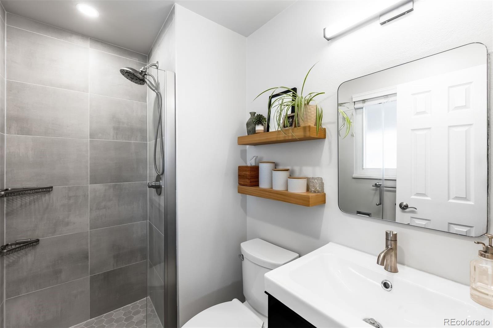 MLS Image #14 for 1448 s oneida street,denver, Colorado
