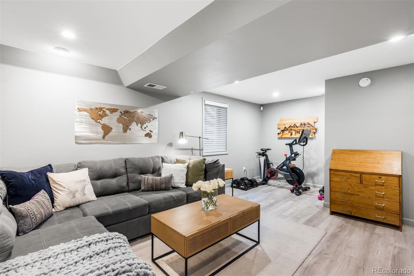 MLS Image #21 for 1448 s oneida street,denver, Colorado